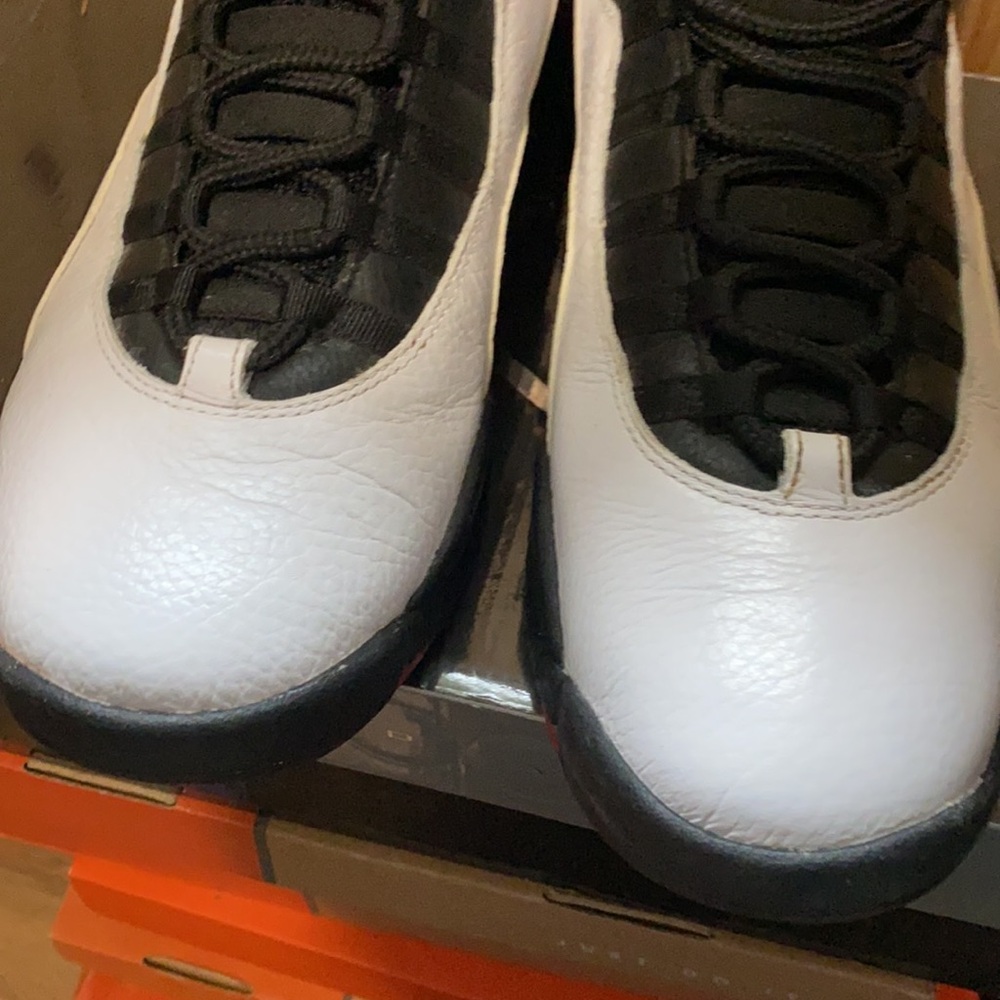 2011 Air Jordan Retro 10 Chicago - Picture 6 of 10